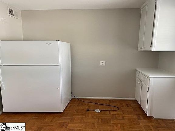 4th image of 100 Lewis Dr APT 20J
