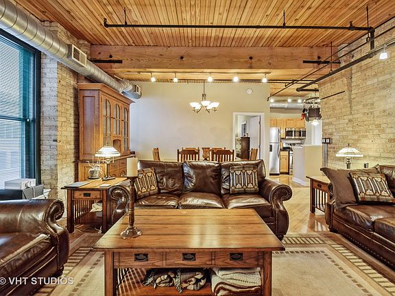 5th image of 411 W Ontario St APT 303