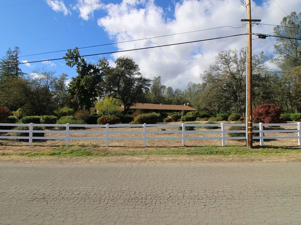 15624 Ranchland Dr