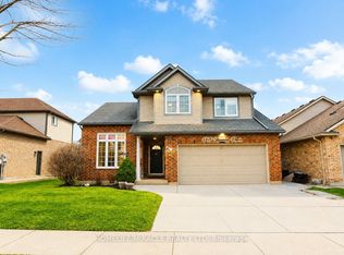 6978 Shannon Dr, Niagara Falls, ON L2H 3N7