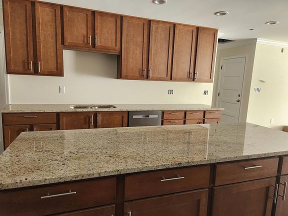 5th image of 1515 Bay Tree Rd