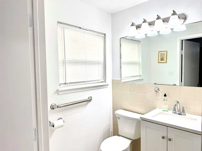4128 Bissonnet St — Photo 19