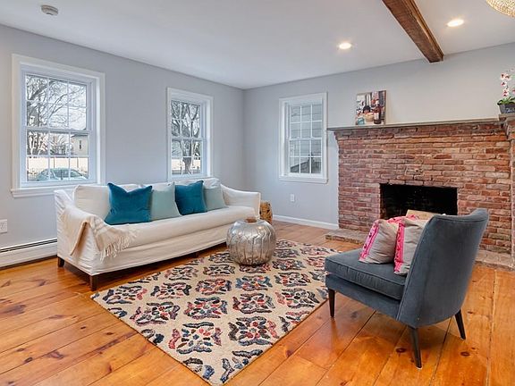 2nd image of 6 Temple St #1