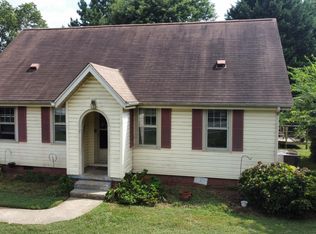 1529 Hanover Rd, Burlington, NC 27217