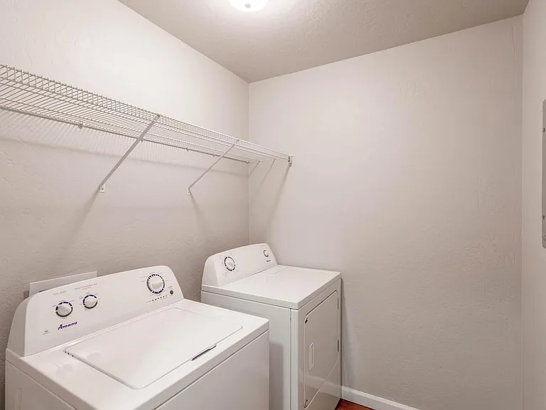 1070 W Rustic Lodge Dr #204 — Photo 8