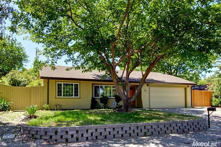 135 Sierra Woods Cir photo 1