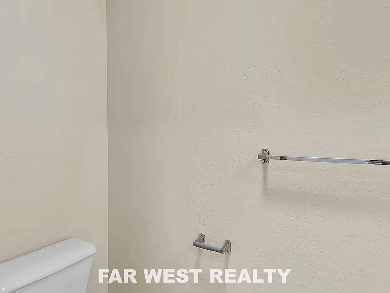 4032 N Viewpoint Dr #D — Photo 13