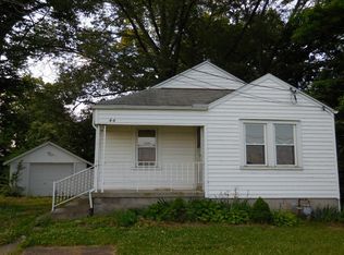 44 E Funderburg Rd, Fairborn, OH 45324