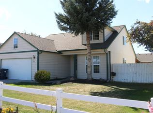 1925 SW 35th St, Redmond, OR 97756