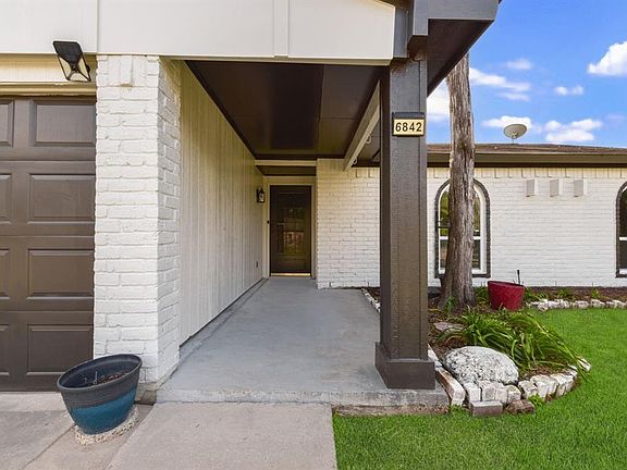 2nd image of 6842 Glenstein Drive