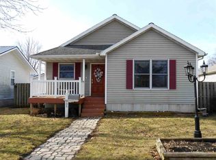705 Omaha Ave, Lincoln, IL 62656