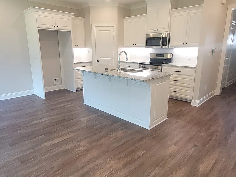 475 S Industrial St #503 — Photo 7