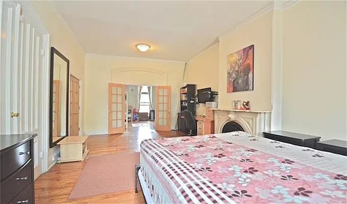Sold by Maz Group NY | media 10