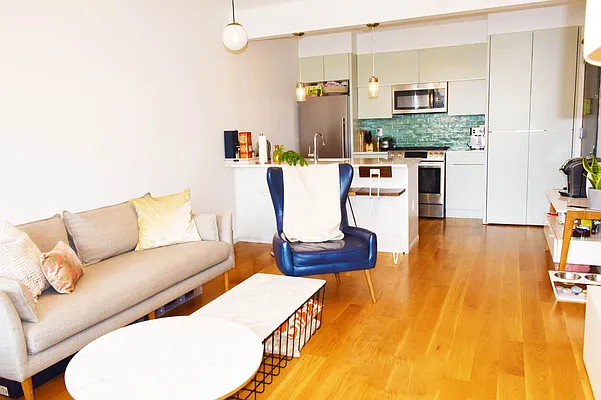 Rented by Compass | media 12