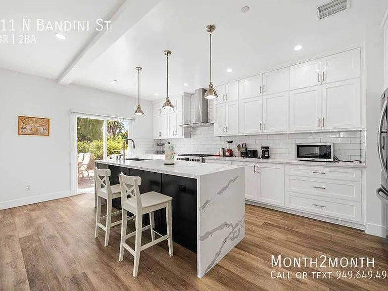 711 N Bandini St — Photo 17