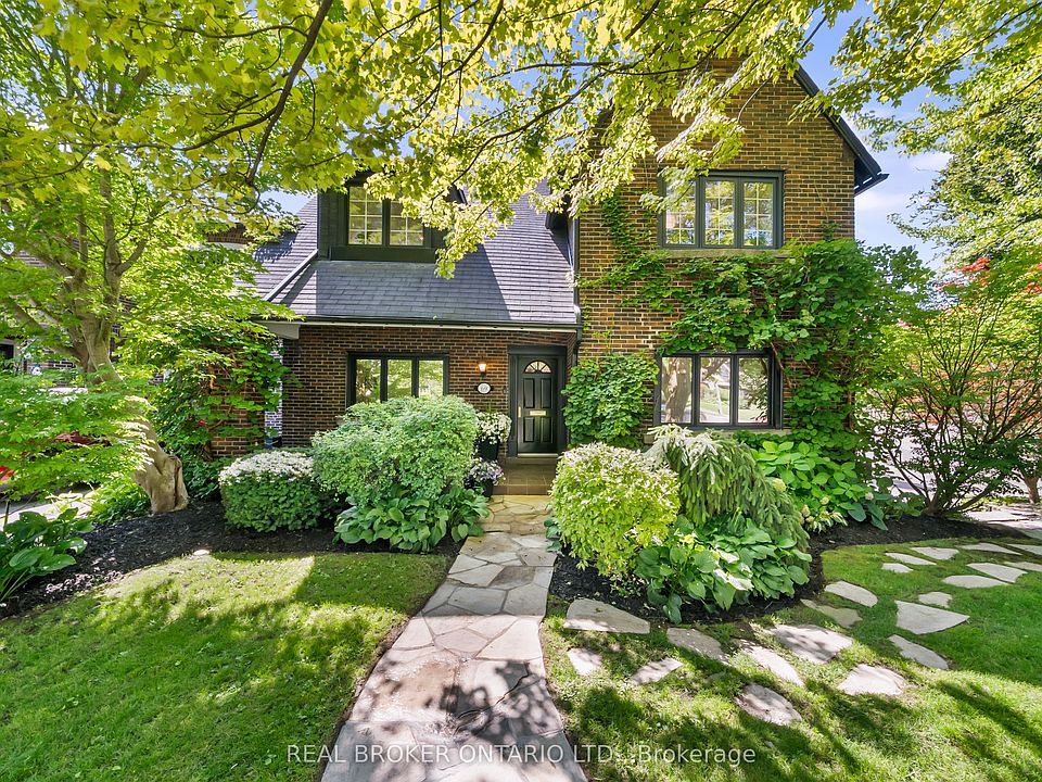 1st image of 69 Chaplin Cres