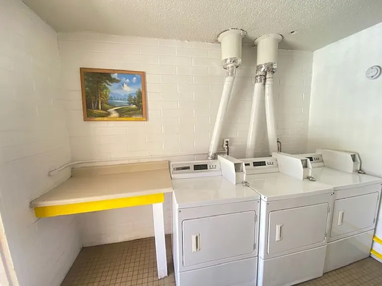 Catalina View Apartments — Photo 89