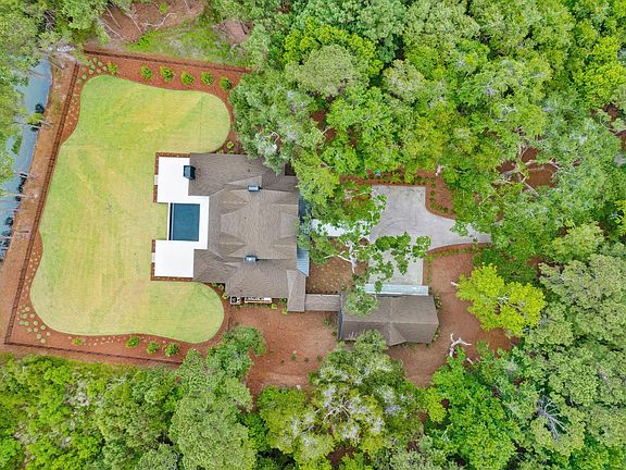4th image of 4011 Gnarled Oaks Ln