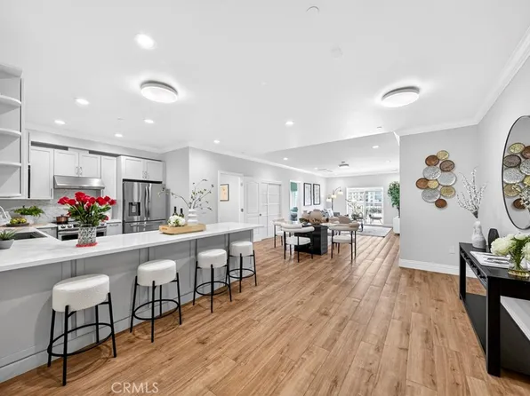 944 S Serrano Ave #306, Los Angeles, CA 90006