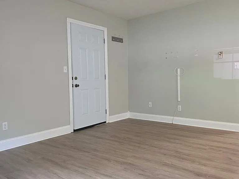 289 Mulberry Ave — Photo 1
