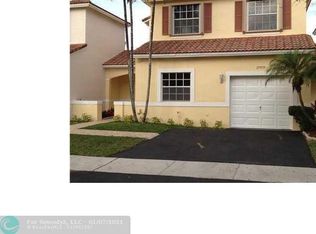 17977 SW 8th St #17977, Pembroke Pines, FL 33029