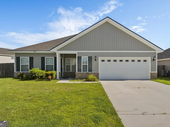 598 Burke Dr, Hinesville, GA 31313