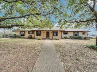 100 Delmore Dr, Hillsboro, TX 76645