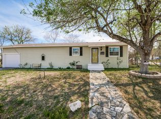 421 Franklin Blvd, Pleasanton, TX 78064