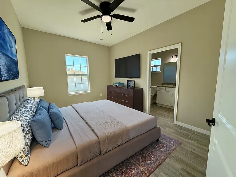 701 Camel Ct — Photo 8