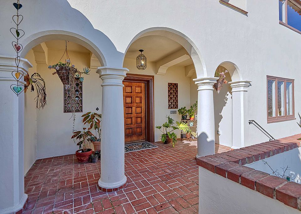 760 Armada Ter San Diego CA 92106 Zillow