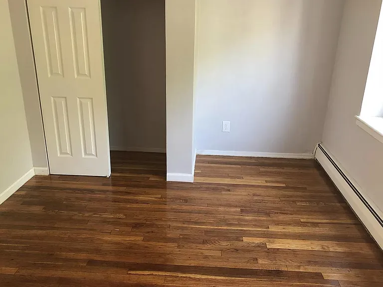195 Roseville Ave #4 — Photo 4