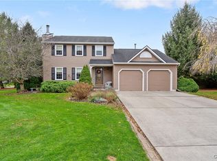 8199 Corsair Path, Liverpool, NY 13090
