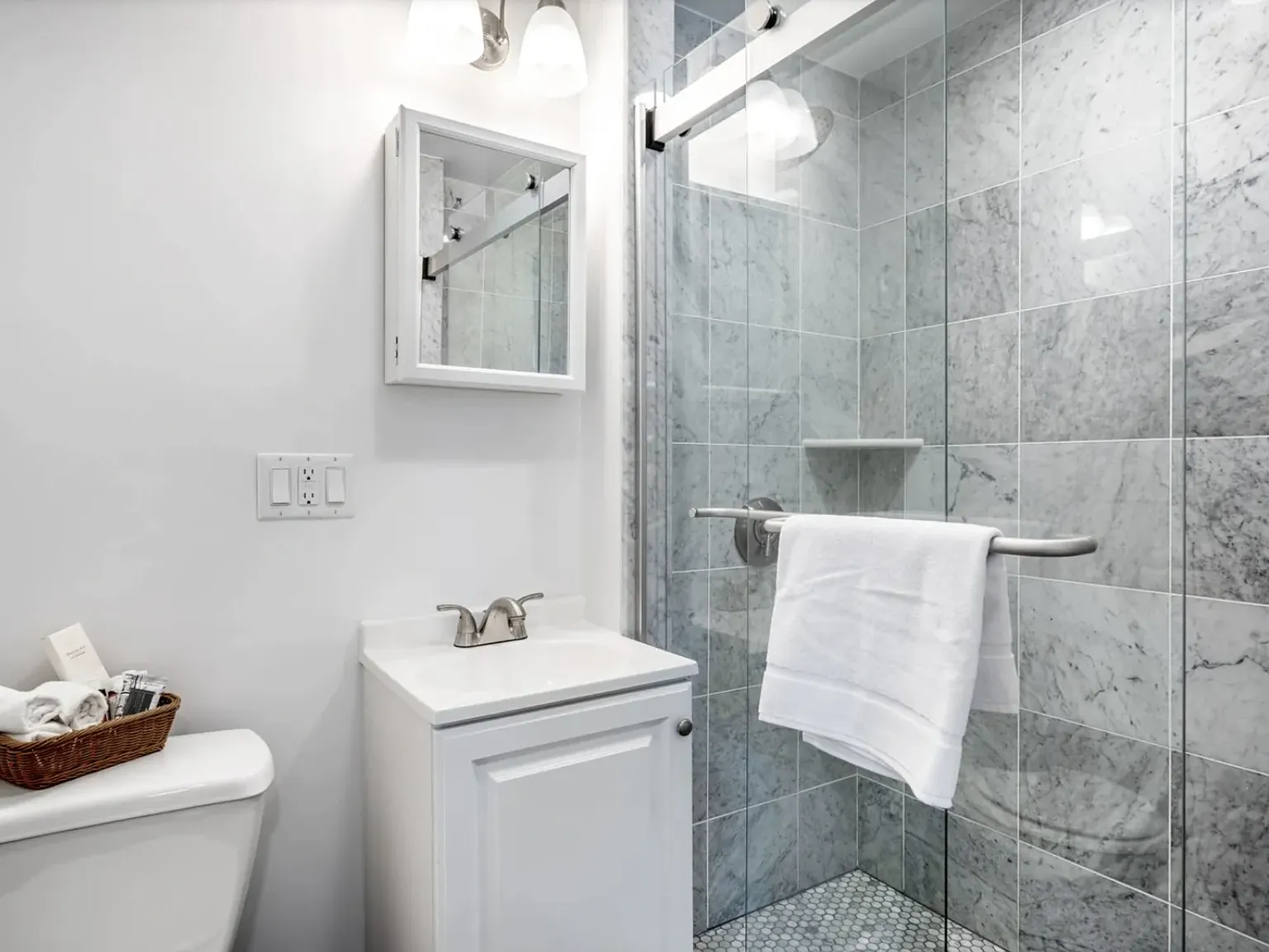 1 bed, $3,600 — Photo 4