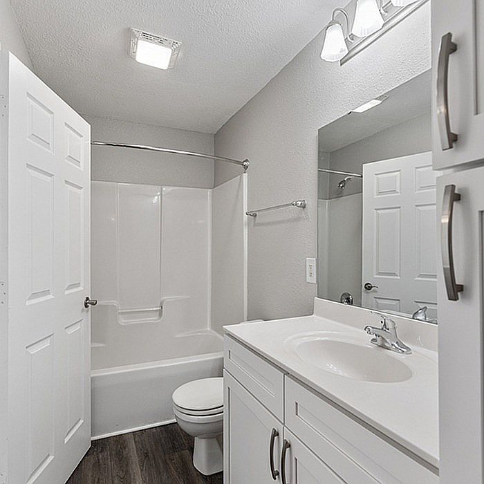 Bedroom 2 bathroom