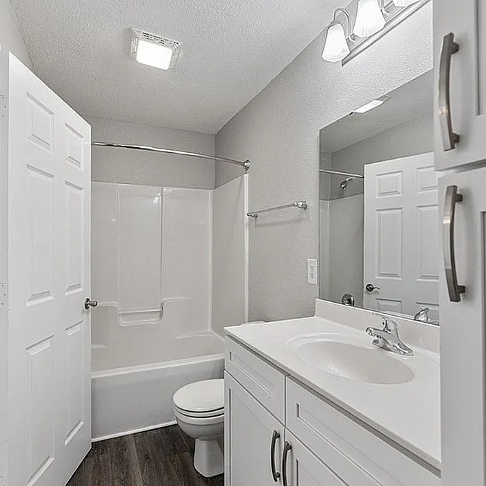 Bedroom 2 bathroom