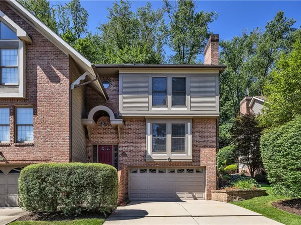 258 The Pines Dr, Pittsburgh, PA 15243