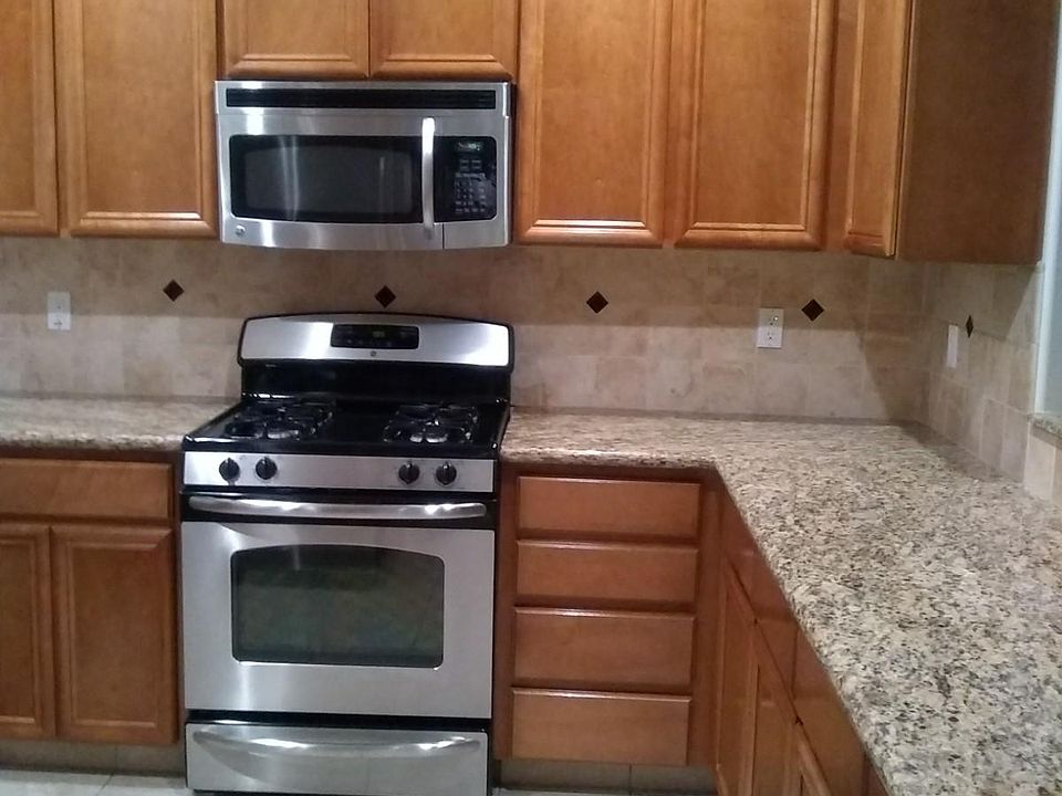 Gourmet kitchen with granite countertops