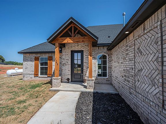 3rd image of 1163 Wolf Creek Dr