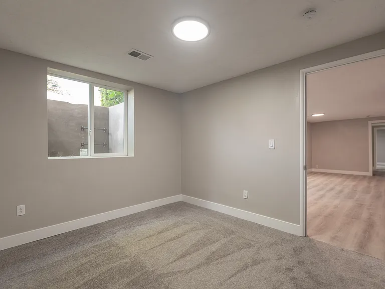 3728 SE 49th Ave — Photo 32