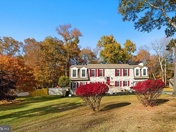 2nd image of 2816 Ridge Rd