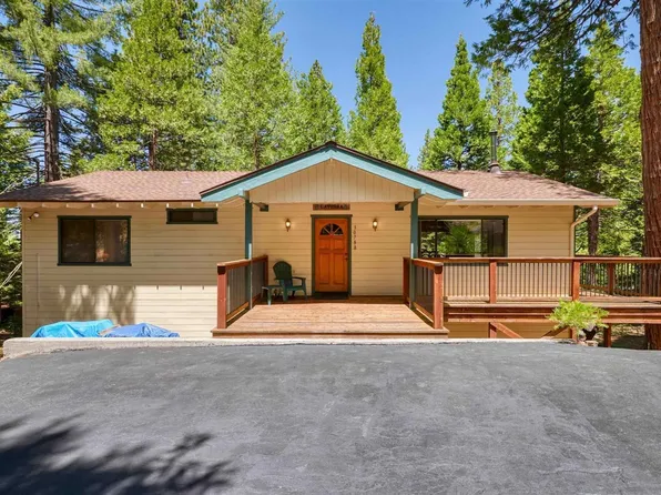 30788 Old Strawberry Rd, Pinecrest, CA 95364