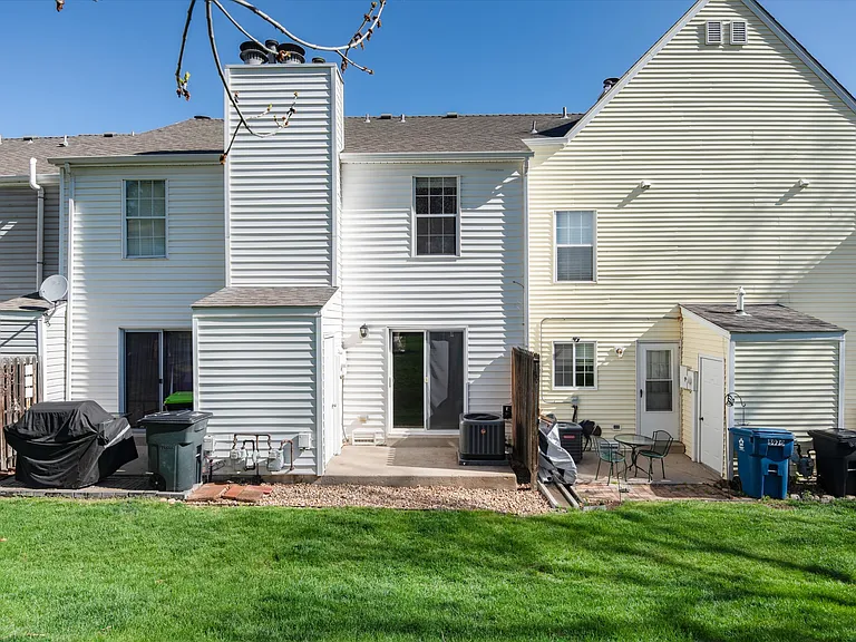 8972 W Dartmouth Pl — Photo 34