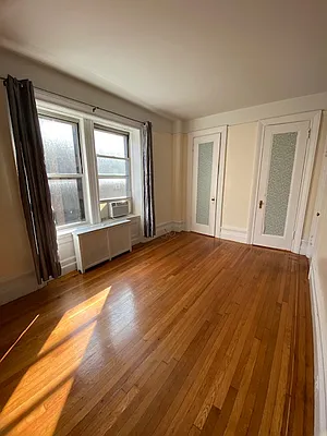 Rented by Gala West Realty LTD | media 5