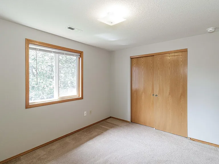 15709 NE 12th Way — Photo 29