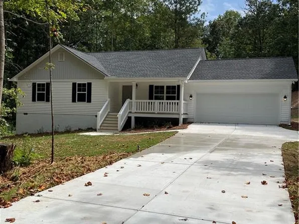 3270 Thousand Oaks Dr, Gainesville, GA 30507