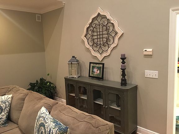 2nd image of 2137 Doral Dr
