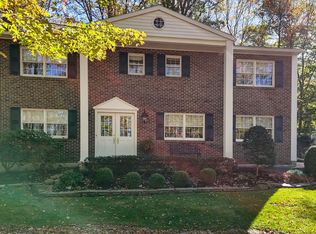 1505 Campus Dr, Vestal, NY 13850