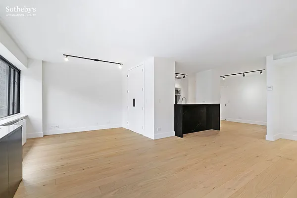 Rented by Sotheby's International Realty | media 4