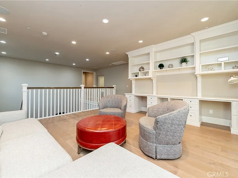 104 Quiet Pl — Photo 31