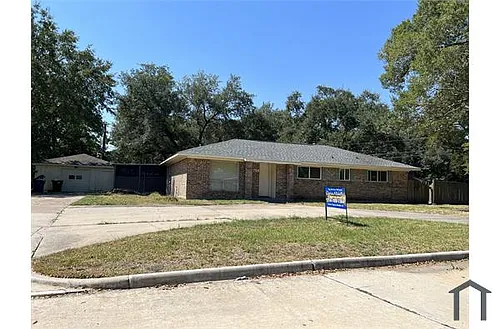 1704 Laurel Oaks Dr Photo 1